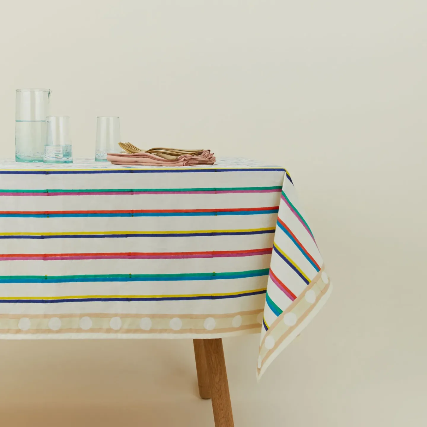 TABLE Table Linens^Block Printed cloth