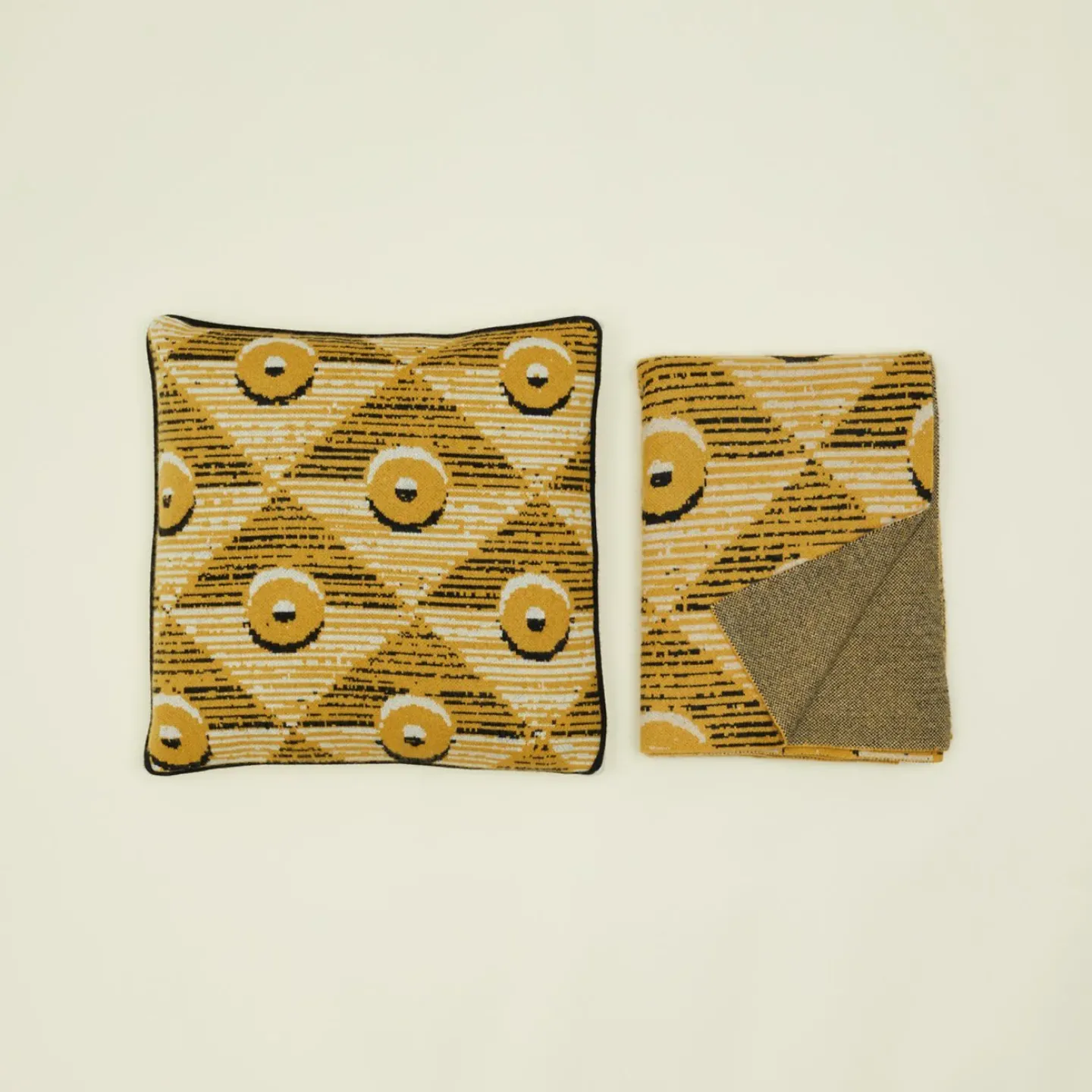 Saved NY Throws^Cashmere Throw