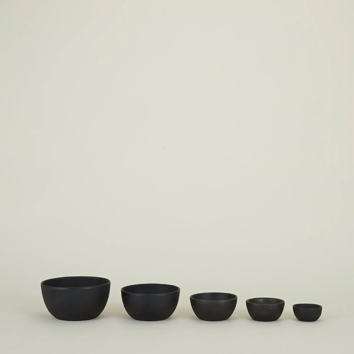 Hawkins New York Serveware^Cast Iron Bowl Set, Set of 5