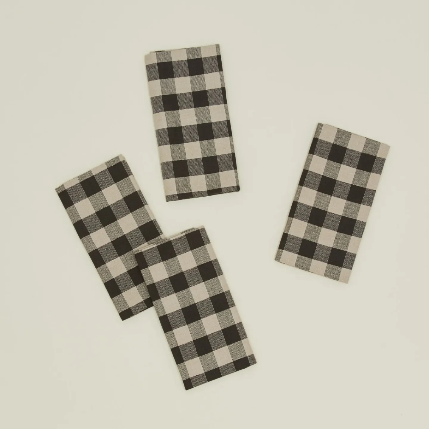 Hawkins New York Table Linens^Essential Gingham Dinner Napkin, Set of 4