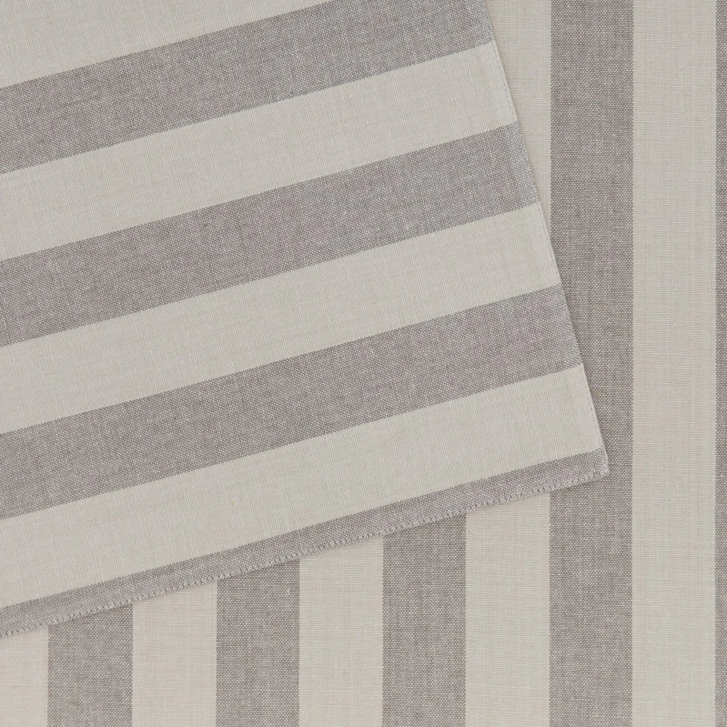 Hawkins New York Table Linens^Essential Striped Placemat, Set of 4