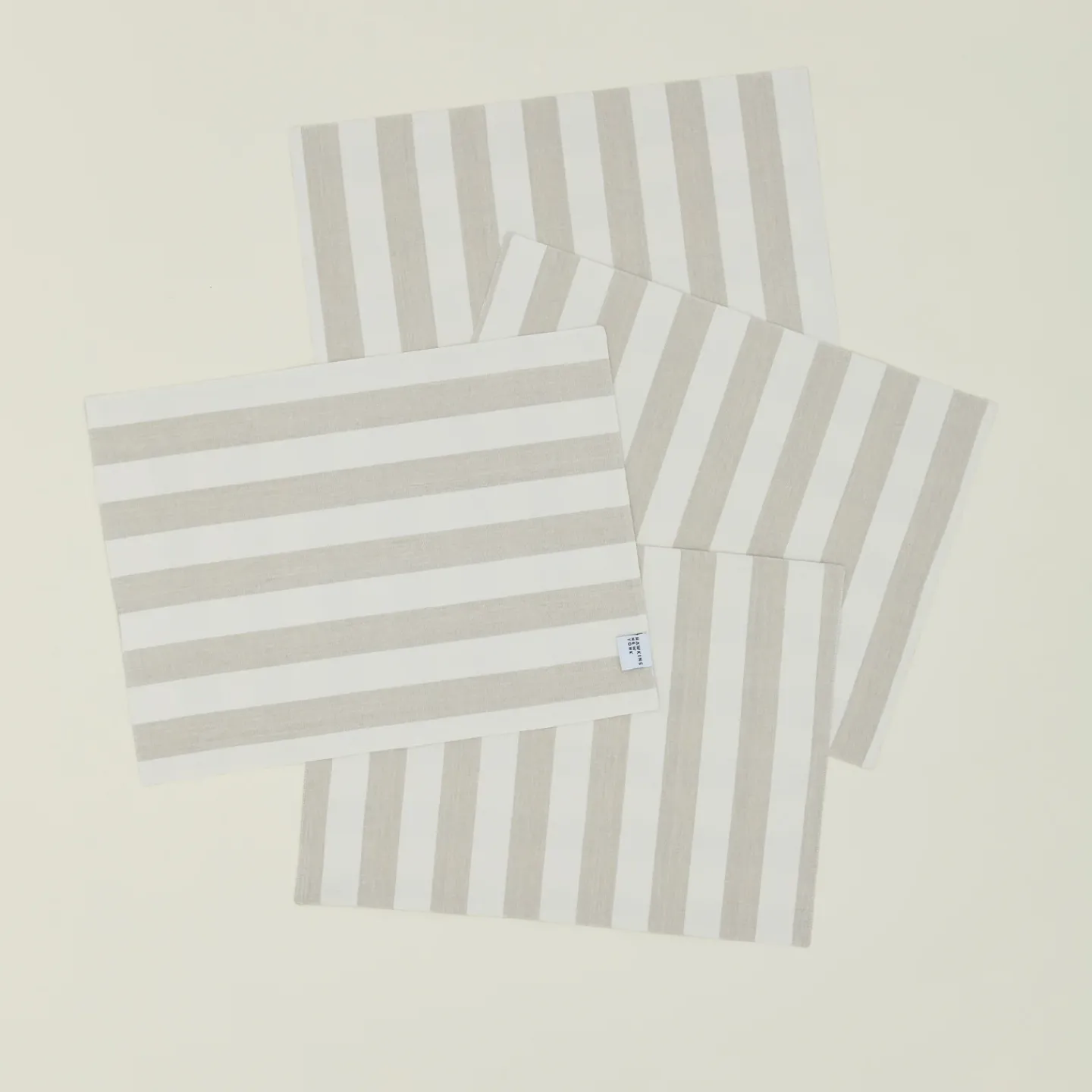 Hawkins New York Table Linens^Essential Striped Placemat, Set of 4