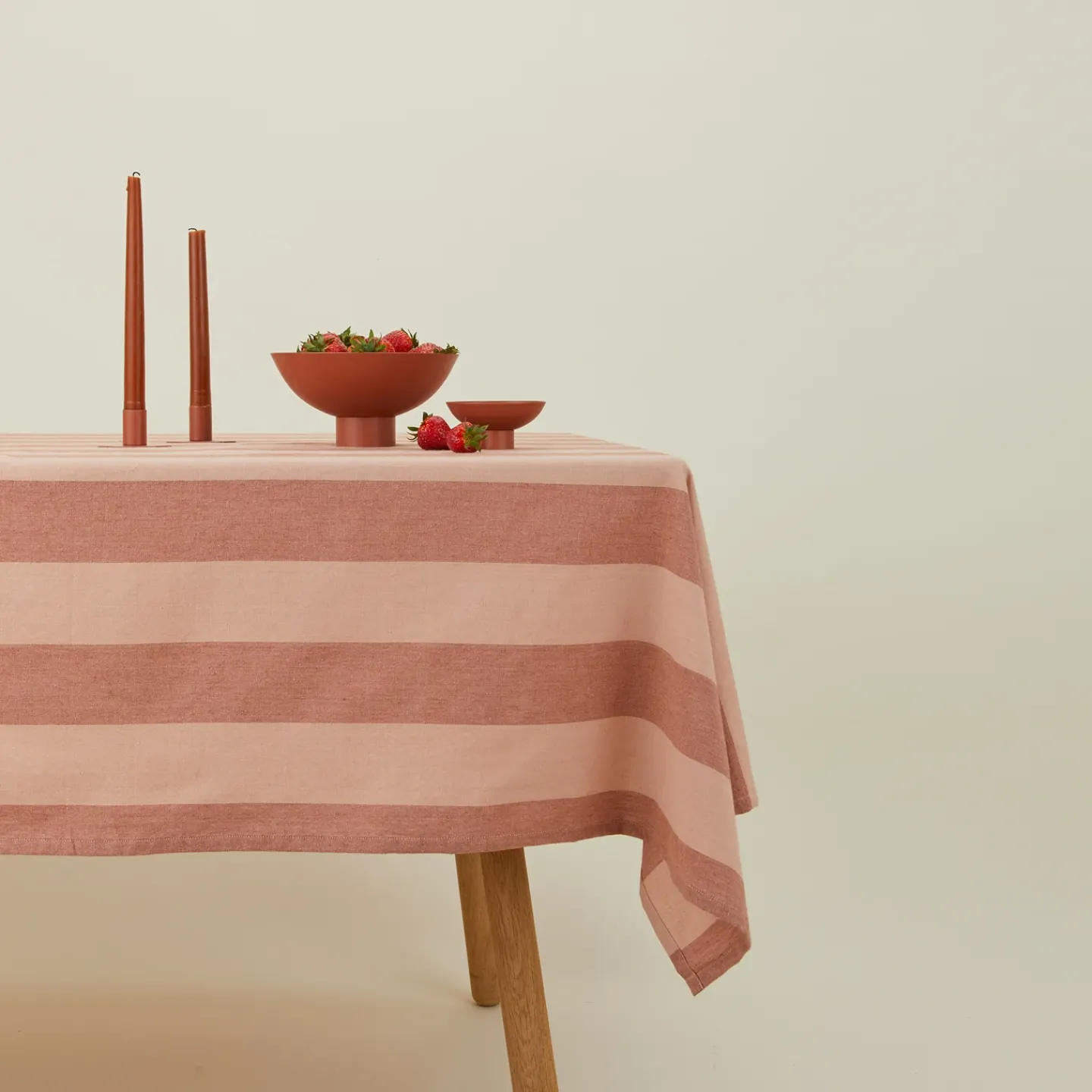 Hawkins New York Table Linens^Essential Striped Tablecloth