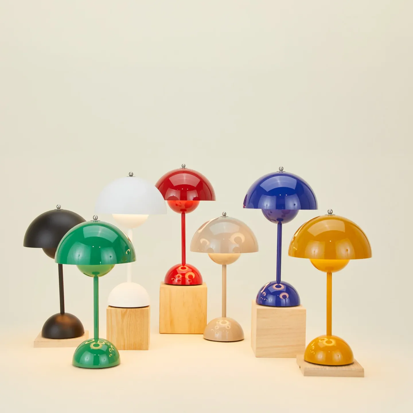 u0026Tradition Lighting & Furniture|Garden & Patio^Flowerpot Portable Lamp