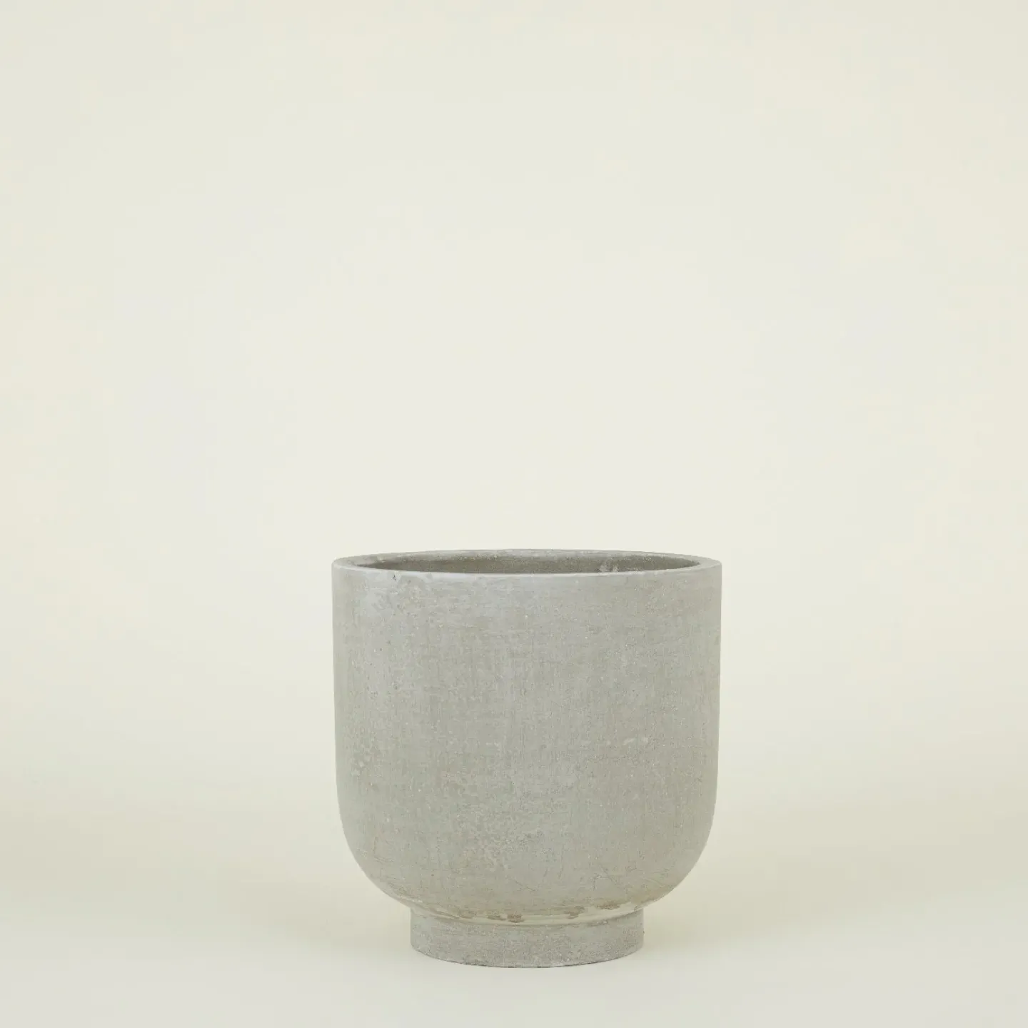 Hawkins New York Garden & Patio^Footed Planter