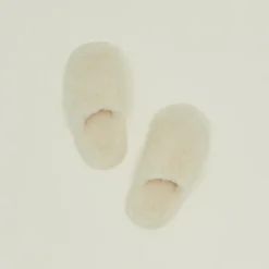 Yoko Wool Loungewear^Fuzzy Wool Slippers