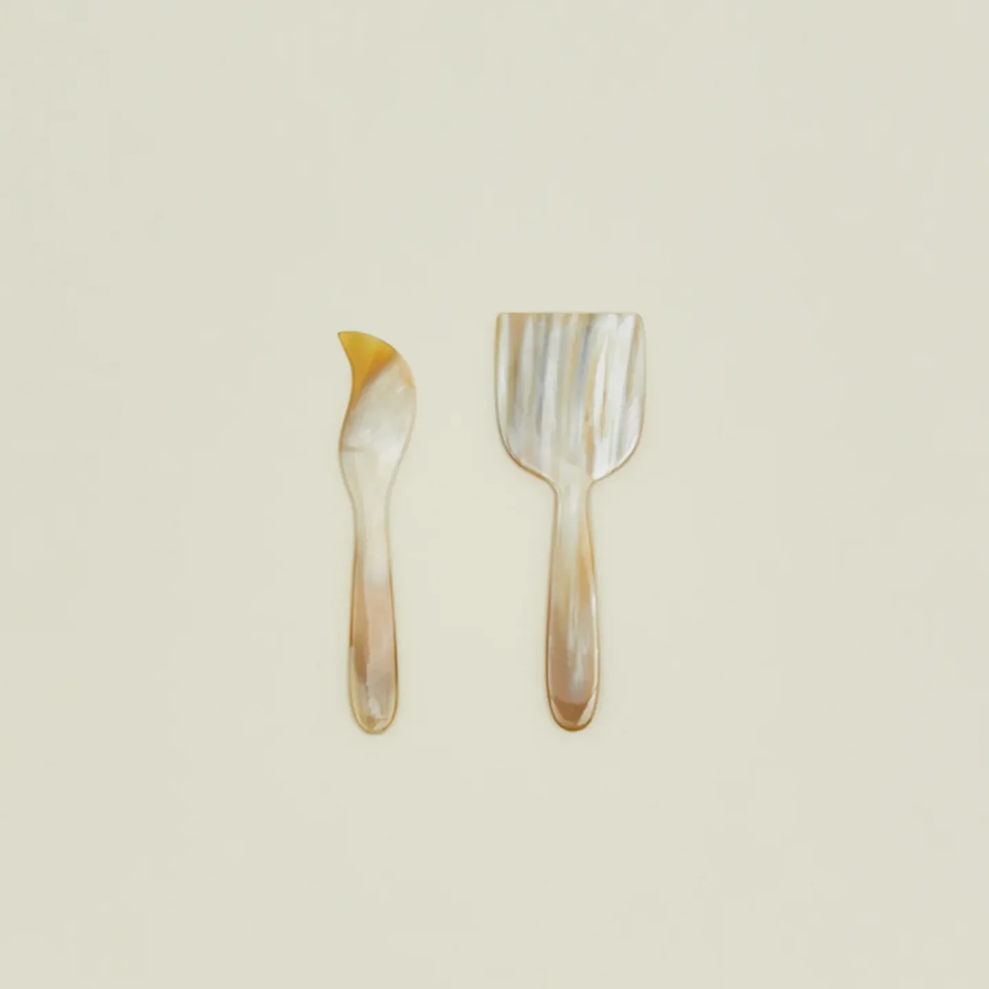 MAADILI COLLECTIVE Flatware^Horn Cheese Knife Set