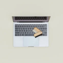 Earth and Nest Kitchen Cleaning|Office & Games^Laptop Brush