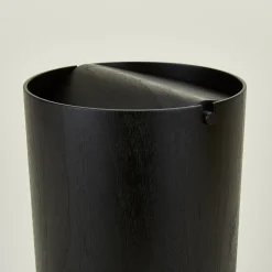 Saikai Toki Bath Accessories|Baskets & Storage^Lidded Wooden Wastebasket