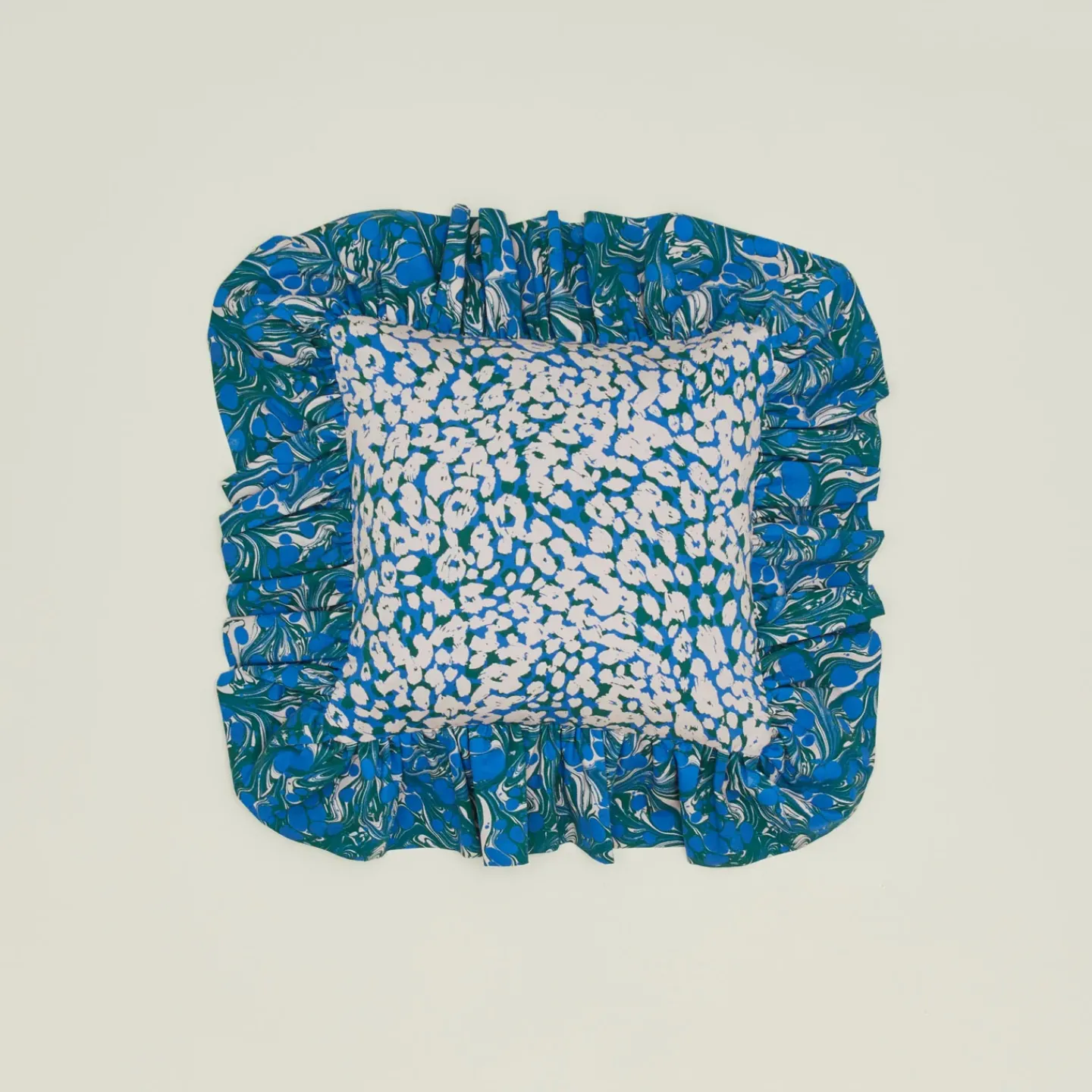 Maison Lisette Pillows^Ruffled Floral Cushion