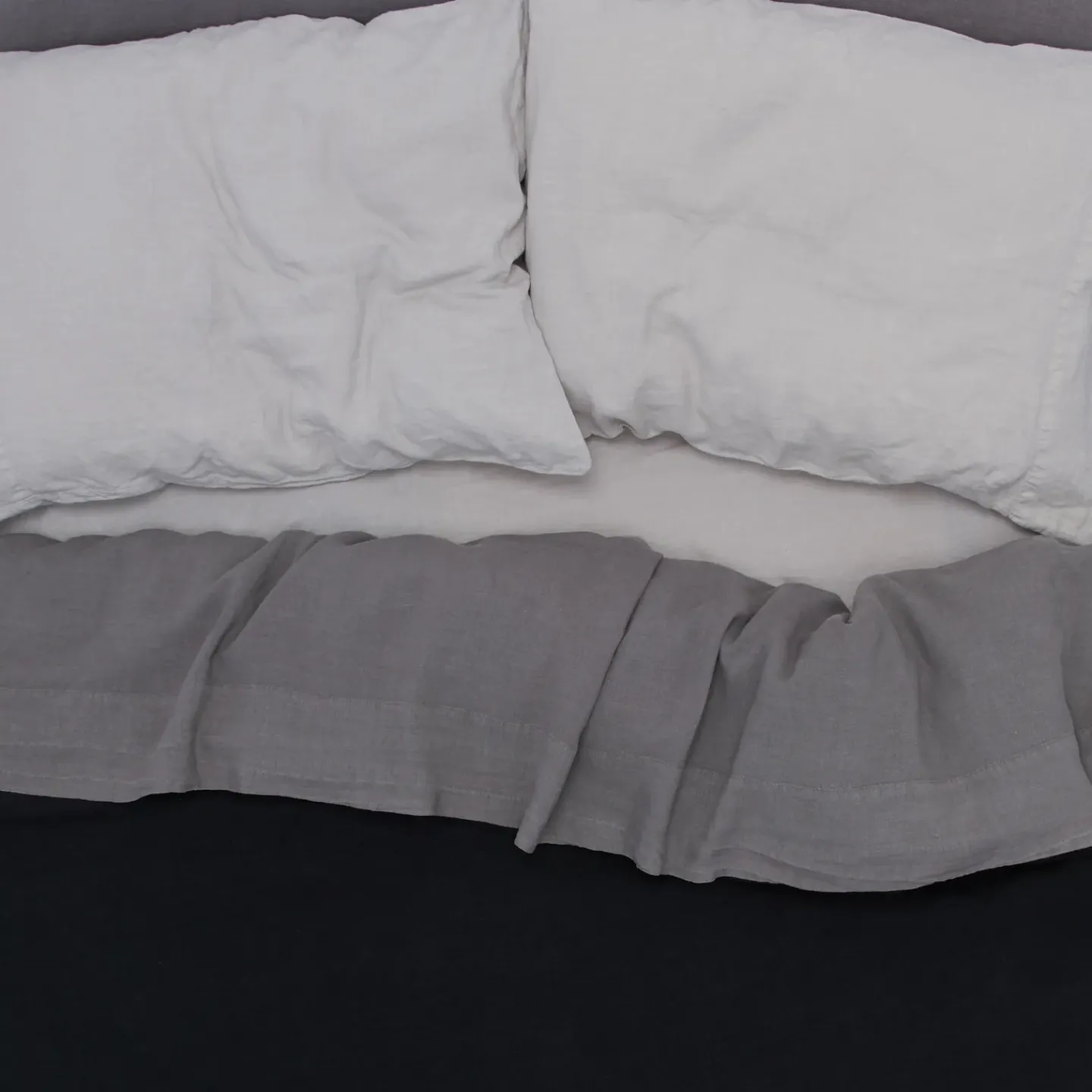 Hawkins New York Sheets^Simple Linen Fitted Sheet