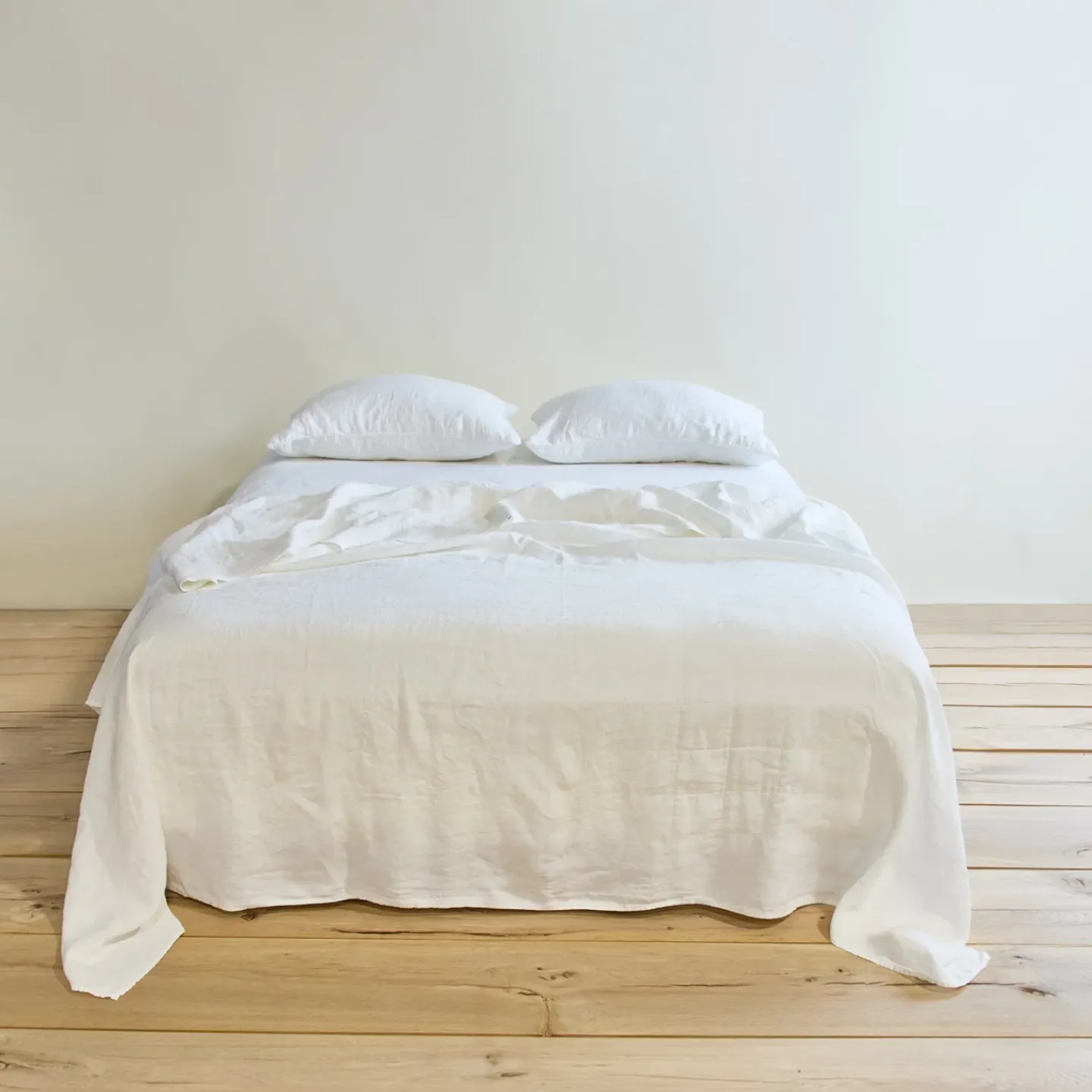 Hawkins New York Sheets^Simple Linen Fitted Sheet