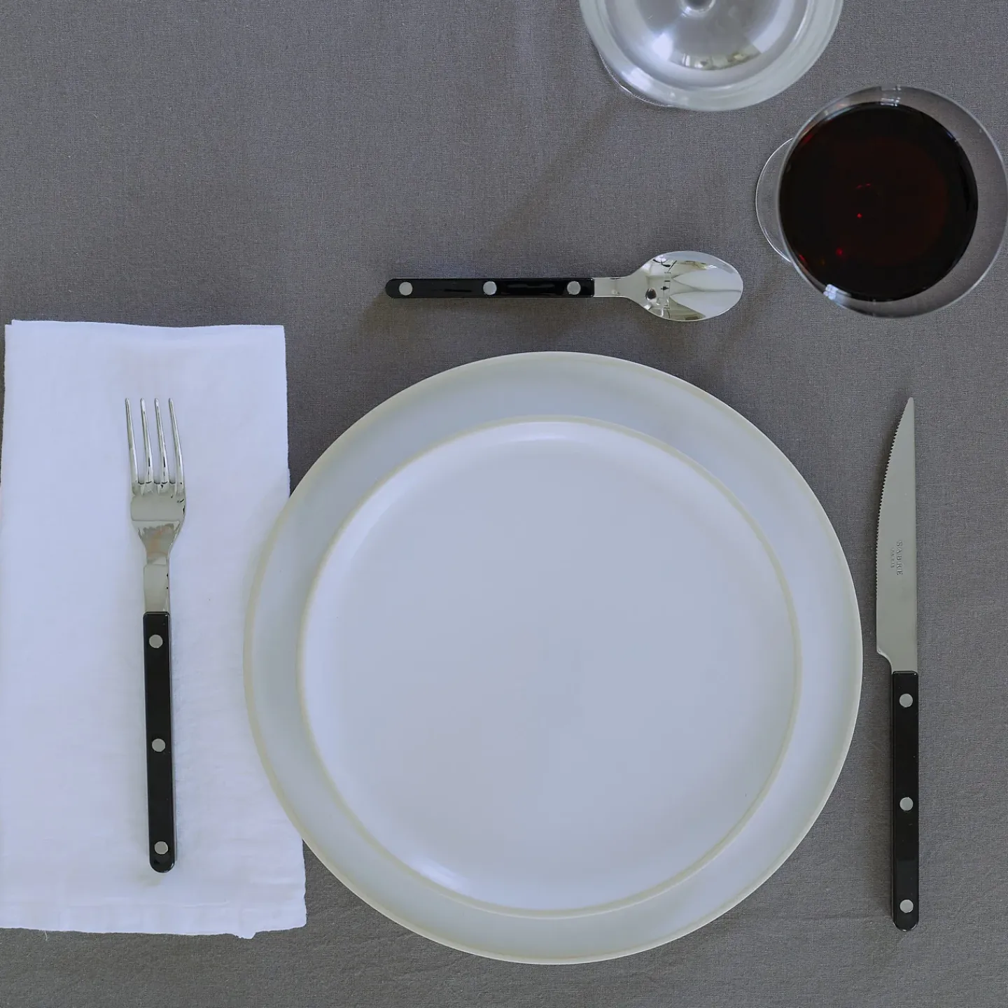 Hawkins New York Table Linens^Simple Linen Napkin
