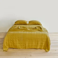 Hawkins New York Blankets & Quilts^Simple Linen Quilt