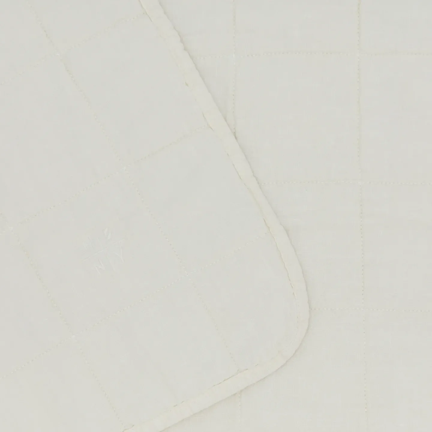 Hawkins New York Blankets & Quilts^Simple Linen Quilt