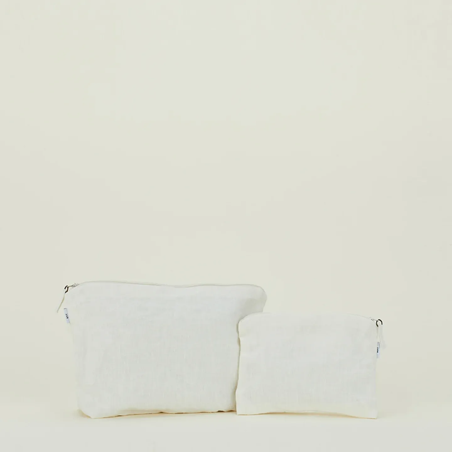 Hawkins New York Bath Accessories^Simple Linen Zipper Pouch