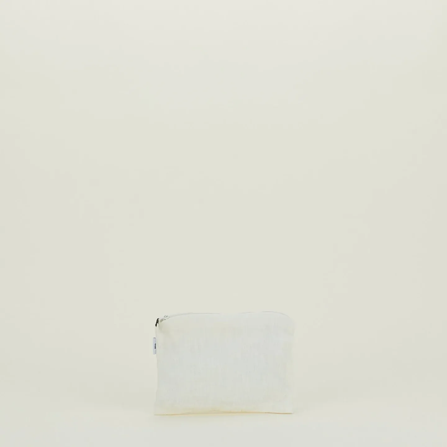 Hawkins New York Bath Accessories^Simple Linen Zipper Pouch