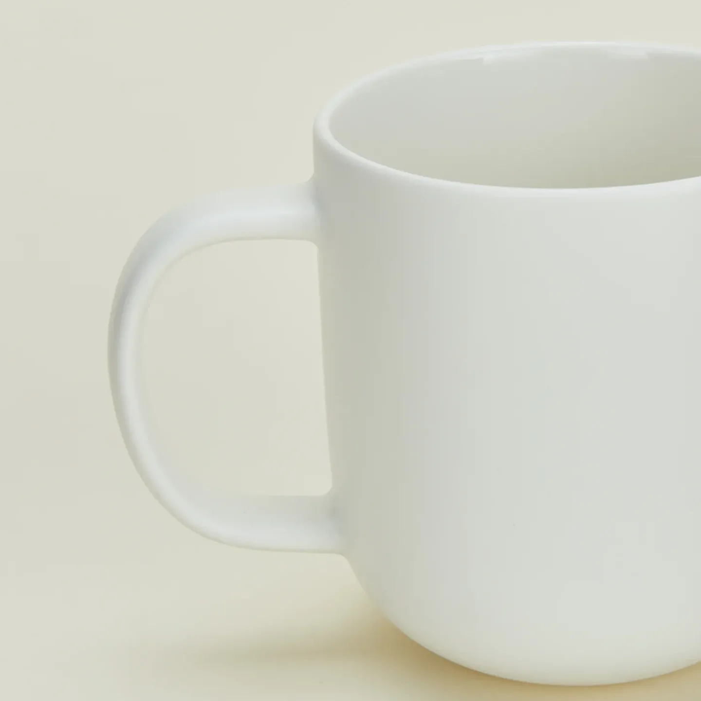 Hawkins New York Dinnerware^Simple Porcelain Mug, Set of 4