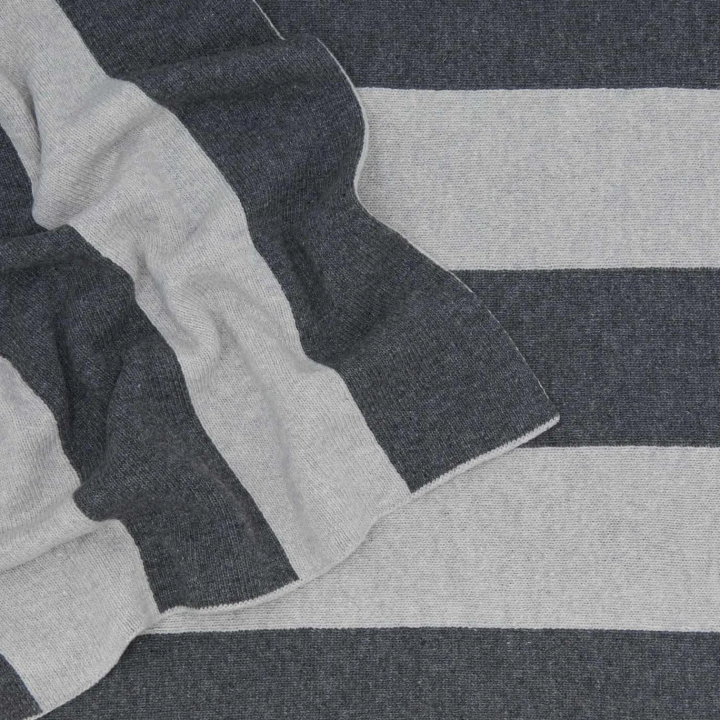 Hawkins New York Throws^Simple Striped Throw