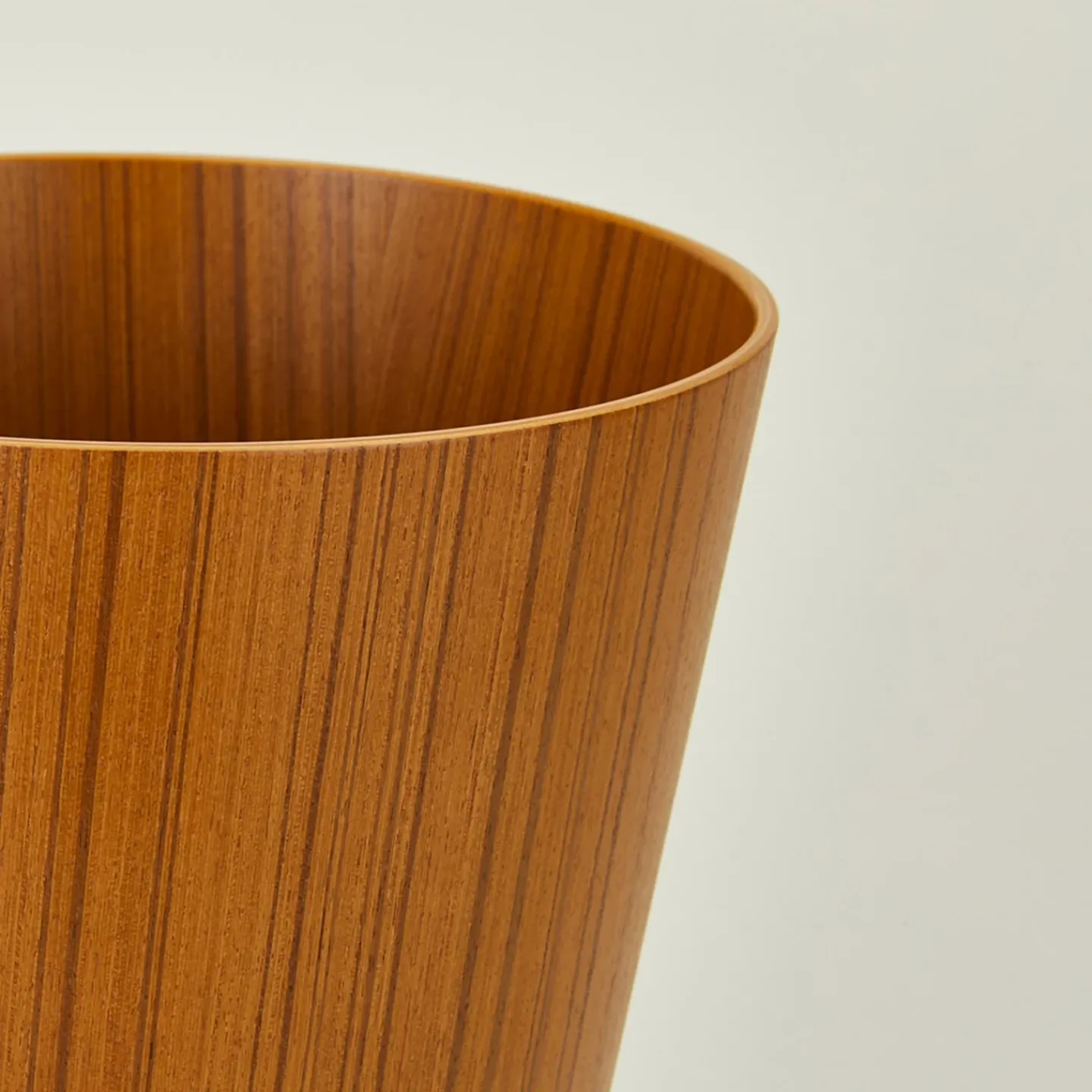 Saikai Toki Bath Accessories|Baskets & Storage^Tapered Wooden Wastebasket